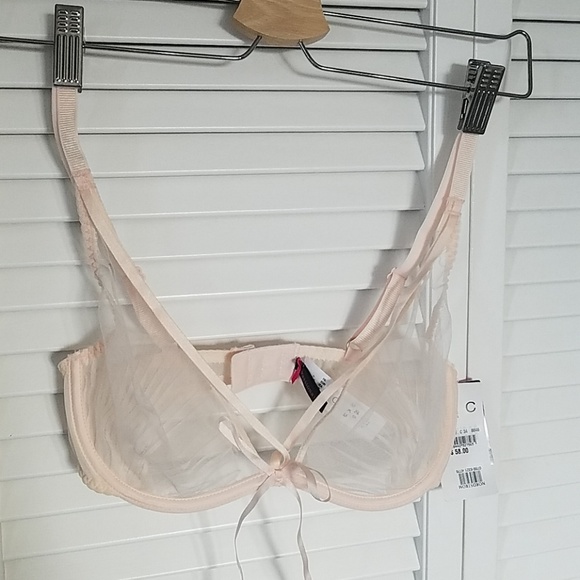 Bra - Picture 1 of 6